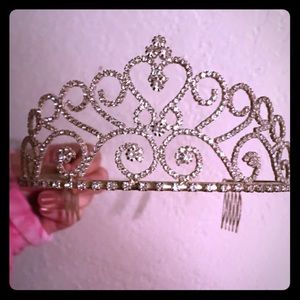 Silver tiara/crown